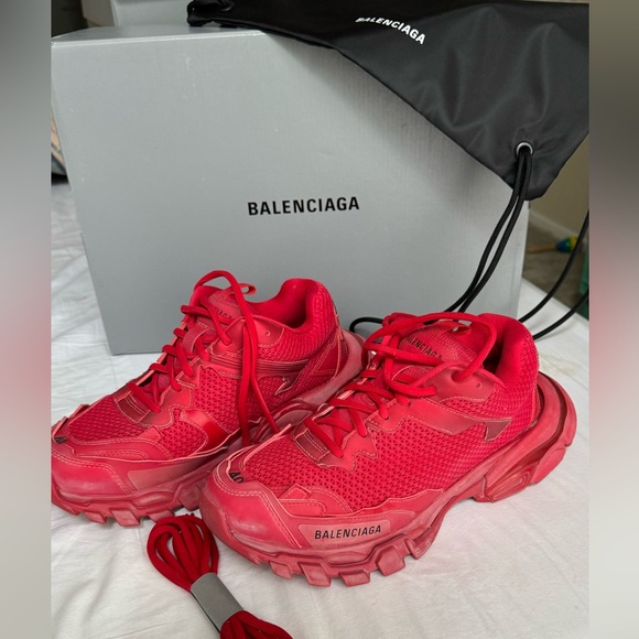 Balenciaga red sneakers Track trainers new in box size 9.5/ 40 eu - Picture 1 of 6